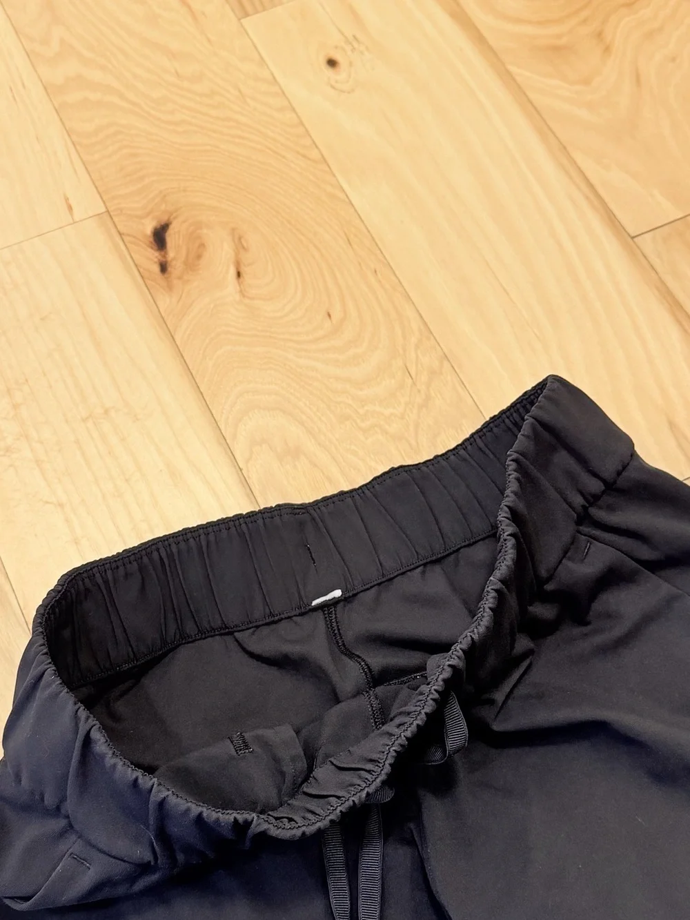 LIKE NEW Lululemon On The Fly Short *2.5